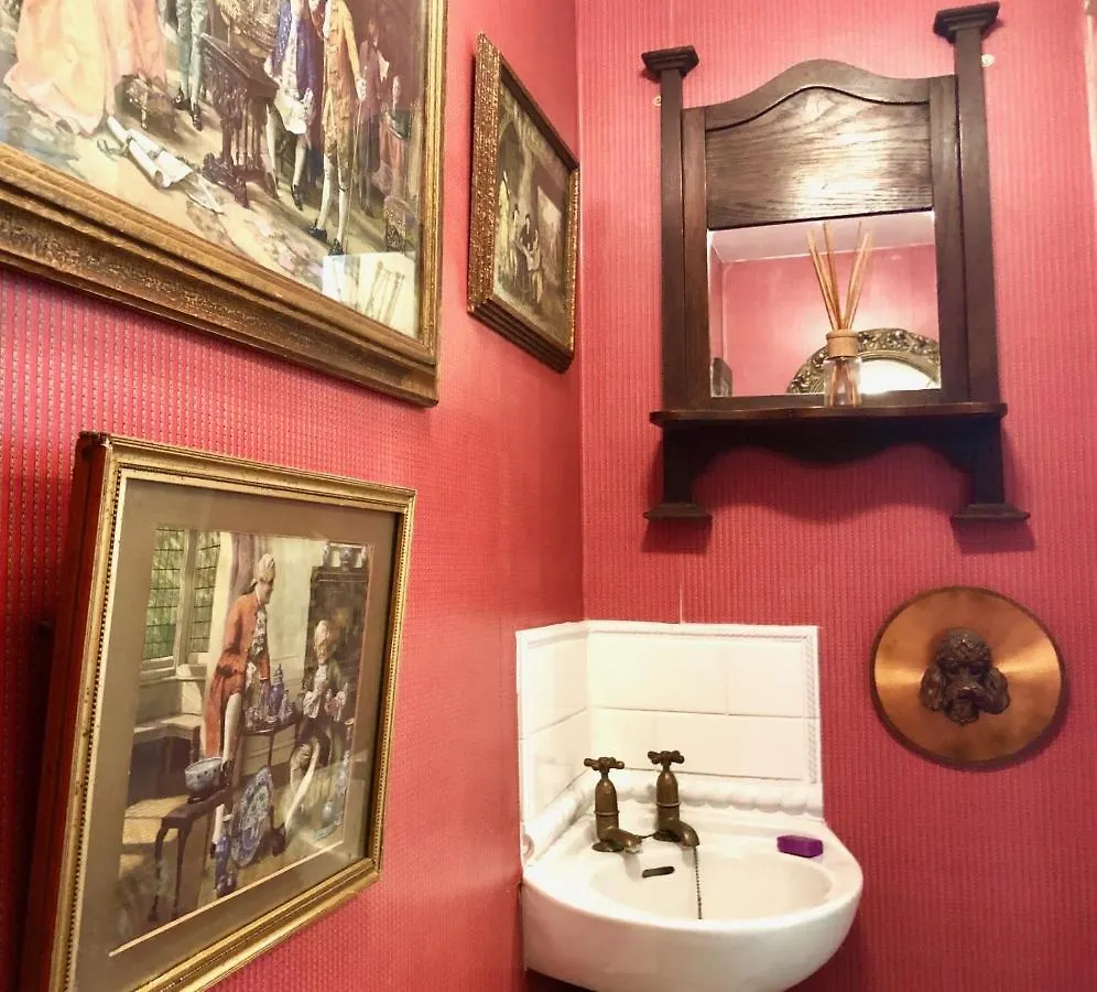 Lauras Townhouse Apartments Balloon Watchers Retreat Bath Storbritannien